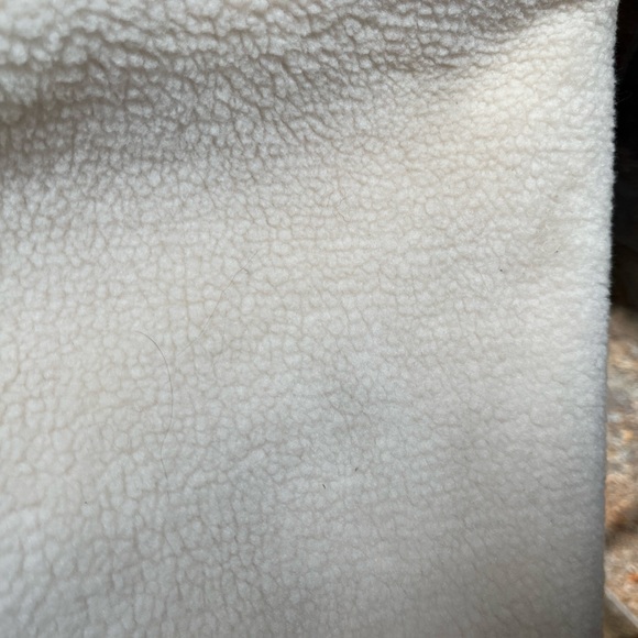 Virginia Wolf Stella cream color Sherpa fluffy large tote bag double handles. - Picture 14 of 14